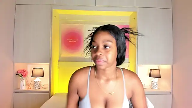 Snapshot of MaraBaker chatting on November 19, 12:05 pm MaraBaker online show from November 19, 12:05 pm