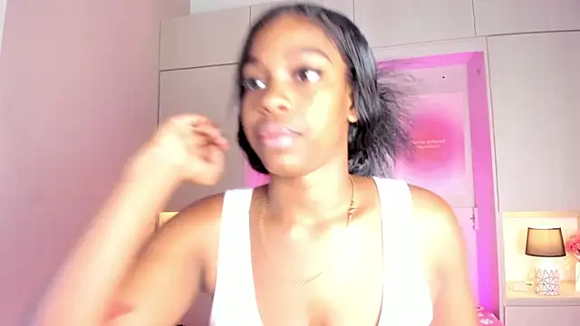 Snapshot of MaraBaker chatting on November 29, 12:27 pm MaraBaker online show from November 29, 12:27 pm