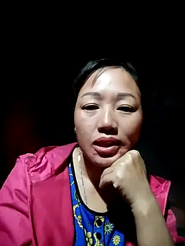 Snapshot of Yanmey chatting on November 29, 10:54 pm Yanmey online show from November 29, 10:54 pm