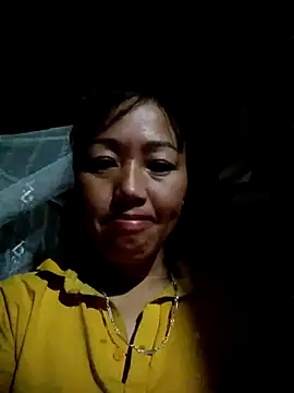 Snapshot of Yanmey chatting on October 19, 11:18 pm Yanmey online show from October 19, 11:18 pm