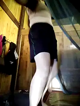 Snapshot of Yanmey chatting on October 22, 4:34 am Yanmey online show from October 22, 4:34 am