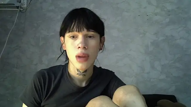 Snapshot of mun_poli chatting on November 8, 11:25 am mun poli online show from November 8, 11:25 am