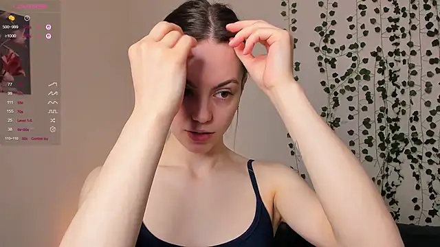 sweet and flirt online show from November 29, 10:37 am