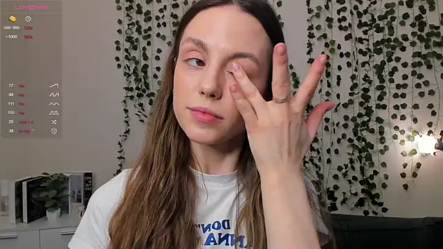 sweet and flirt online show from November 15, 6:39 am