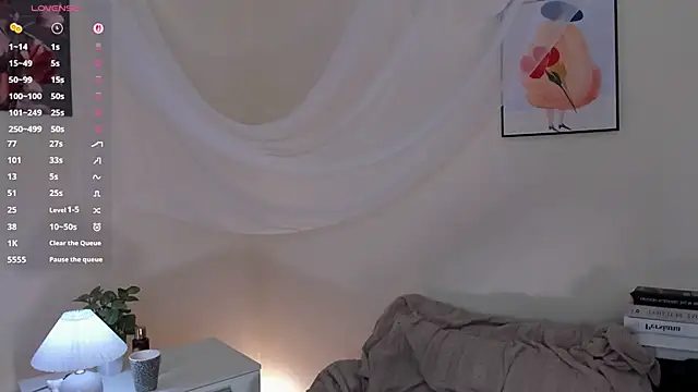 sweet and flirt online show from March 11, 7:24 am