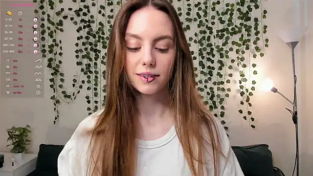 sweet and flirt online show from October 17, 7:11 am