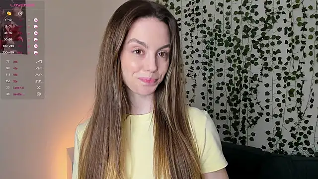 sweet and flirt online show from November 18, 7:00 am