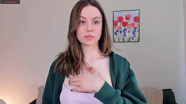 sweet and flirt online show from April 14, 7:57 am