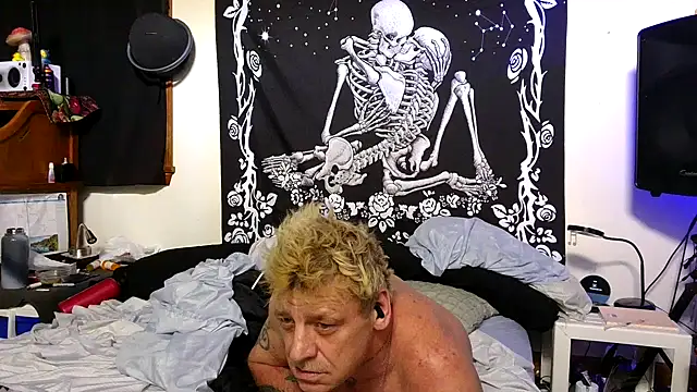 whitehole4bbc252 online show from March 26, 6:22 am