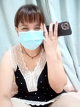 Snapshot of nanaaini chatting on October 16, 3:09 pm nanaaini online show from October 16, 3:09 pm