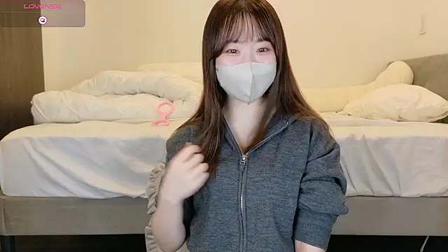 yura ra ra online show from May 12, 1:17 pm