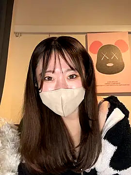 Snapshot of yura_ra_ra chatting on October 21, 12:15 pm yura ra ra online show from October 21, 12:15 pm