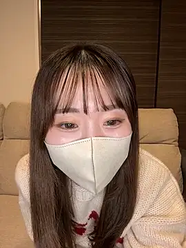 Snapshot of yura_ra_ra chatting on November 27, 1:11 pm yura ra ra online show from November 27, 1:11 pm