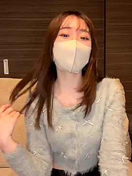 Snapshot of yura_ra_ra chatting on November 21, 1:10 pm yura ra ra online show from November 21, 1:10 pm