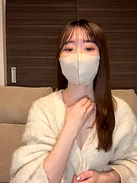 Snapshot of yura_ra_ra chatting on November 30, 1:01 pm yura ra ra online show from November 30, 1:01 pm