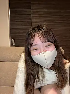 Snapshot of yura_ra_ra chatting on December 14, 2:22 pm yura ra ra online show from December 14, 2:22 pm