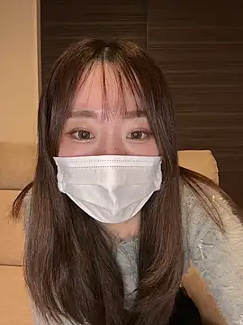 Snapshot of yura_ra_ra chatting on November 7, 12:21 pm yura ra ra online show from November 7, 12:21 pm