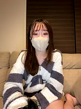 Snapshot of yura_ra_ra chatting on October 23, 1:54 pm yura ra ra online show from October 23, 1:54 pm