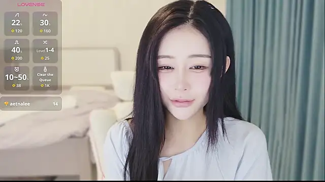 Snapshot of yiyi_3523 chatting on February 14, 3:12 pm yiyi 3523 online show from February 14, 3:12 pm