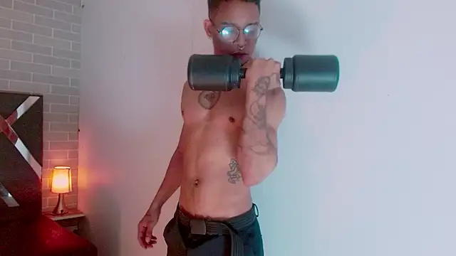 Jayden Morris online show from April 14, 3:33 am