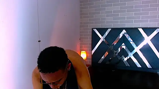 Jayden Morris online show from February 5, 1:12 am