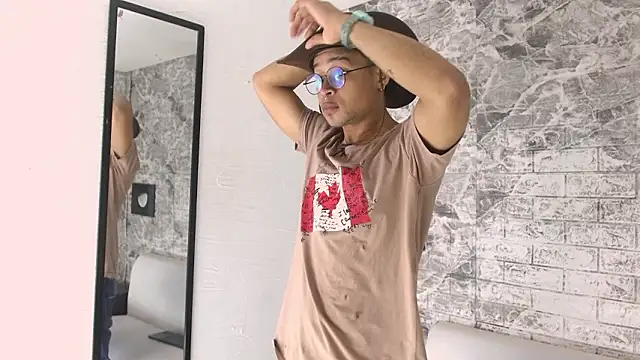 Jayden Morris online show from February 9, 7:01 pm