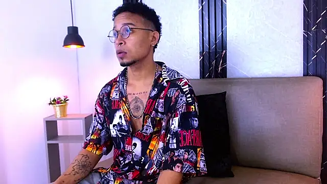 Jayden Morris online show from January 15, 11:46 am