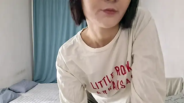 Lyndasilk online show from March 31, 4:20 pm