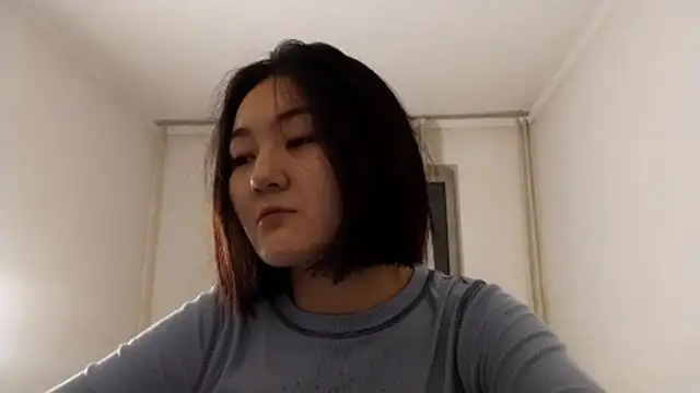 Lyndasilk online show from December 3, 5:23 pm