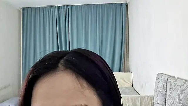 Lyndasilk online show from April 19, 4:19 pm