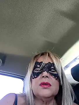 Monellaxx online show from April 18, 11:45 am
