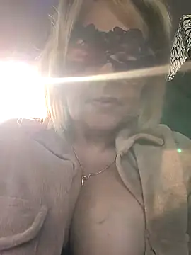 Monellaxx online show from March 4, 1:52 pm