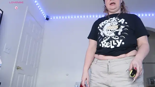 BellaBlueBBW online show from February 17, 3:00 pm