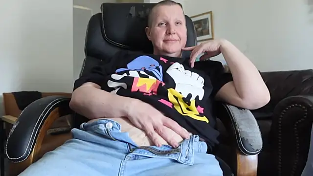 BellaBlueBBW online show from March 15, 3:41 pm