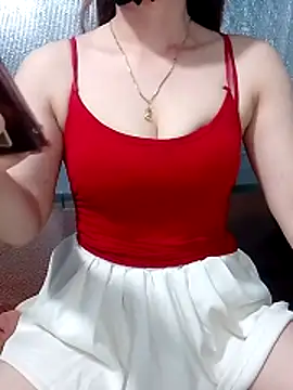 LeanaLy online show from June 16, 1:11 pm