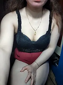 LeanaLy online show from October 30, 12:03 pm