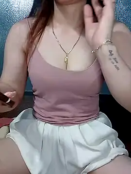 Snapshot of LeanaLy chatting on June 30, 11:38 pm LeanaLy online show from June 30, 11:38 pm