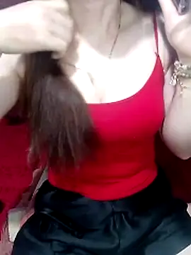 LeanaLy online show from April 5, 12:28 am
