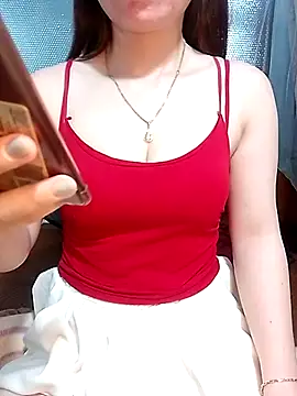 LeanaLy online show from June 17, 1:38 am