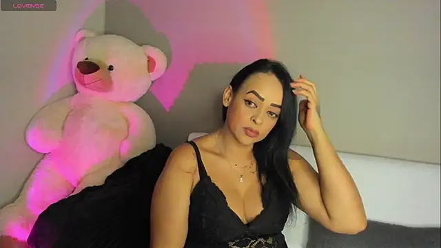 Snapshot of Karleth_jezz chatting on November 6, 10:47 pm Karleth jezz online show from November 6, 10:47 pm