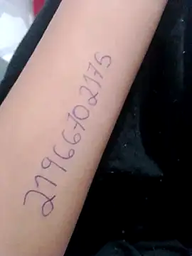 Snapshot of Camilanifeta chatting on March 12, 9:46 am Camilanifeta online show from March 12, 9:46 am