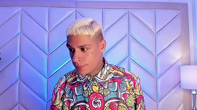 Snapshot of GaelCarter chatting on February 26, 3:50 am GaelCarter online show from February 26, 3:50 am