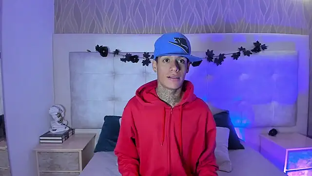 Snapshot of GaelCarter chatting on December 20, 3:42 am GaelCarter online show from December 20, 3:42 am