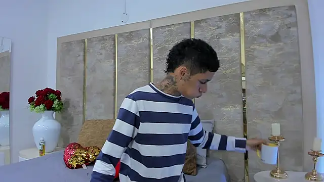 Snapshot of GaelCarter chatting on January 15, 3:43 am GaelCarter online show from January 15, 3:43 am