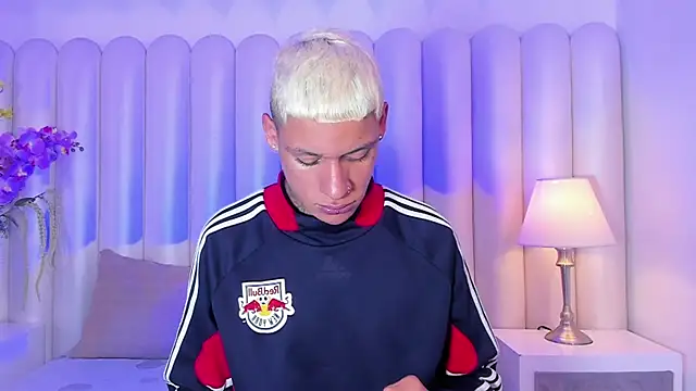 Snapshot of GaelCarter chatting on February 27, 3:51 am GaelCarter online show from February 27, 3:51 am