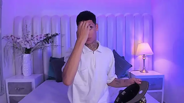 GaelCarter online show from October 26, 4:13 am