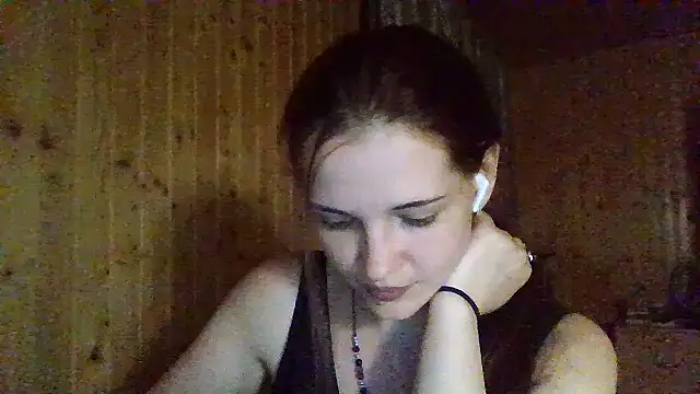 AmeliieLaFleur online show from May 17, 7:36 pm