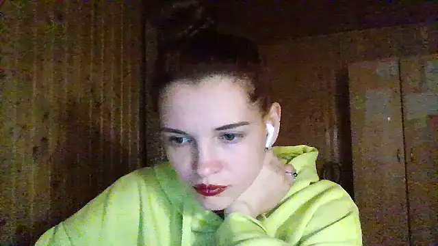 AmeliieLaFleur online show from May 8, 8:01 pm