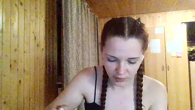 AmeliieLaFleur online show from April 14, 9:31 pm