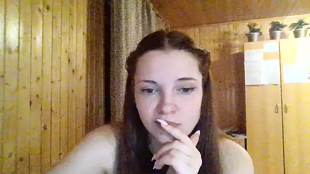 AmeliieLaFleur online show from April 5, 9:21 pm